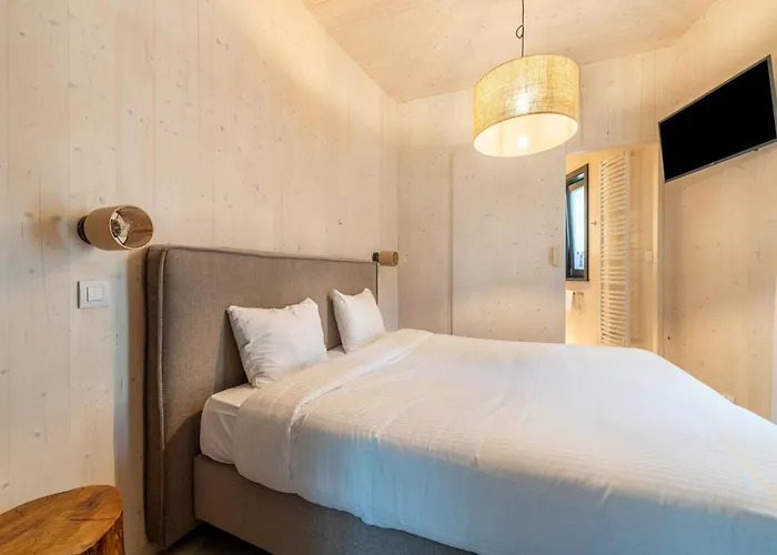 Dockside Forest Retreat Hébergement de vacances *