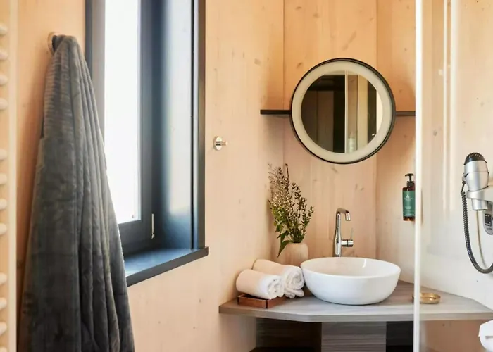 Dockside Forest Retreat Antoing